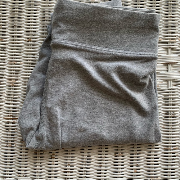 Nike Gray Leggings - Picture 1 of 6
